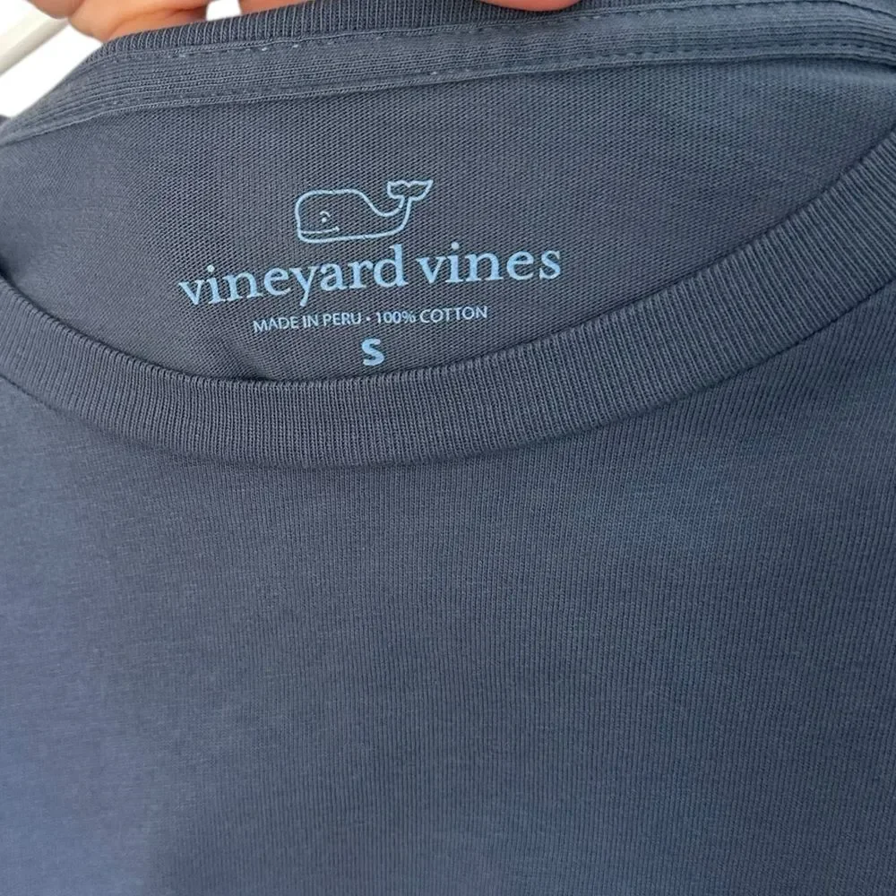 Vineyard Vines Men’s Blue Fall Is Brewing Long-Sleeve Pocket Tee - Picture 7 of 7